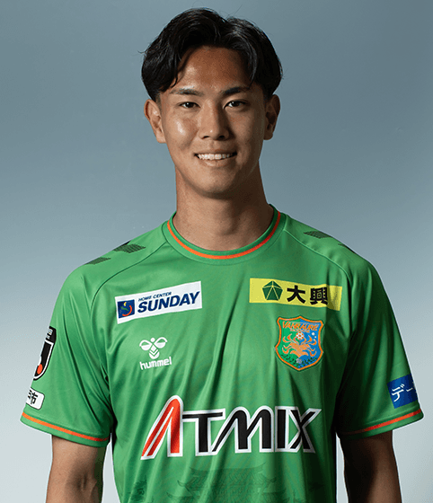 平松　航